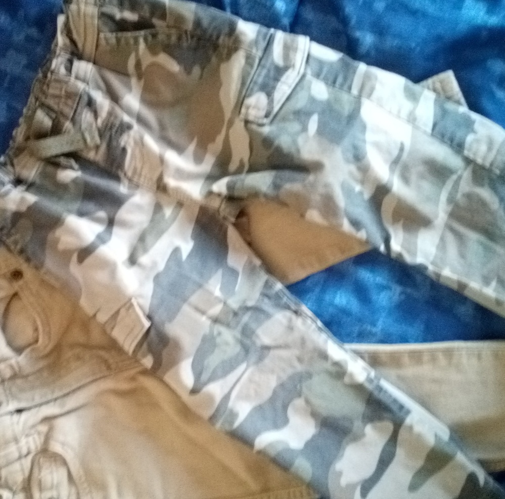 Set of 2 Wrangler Jeans